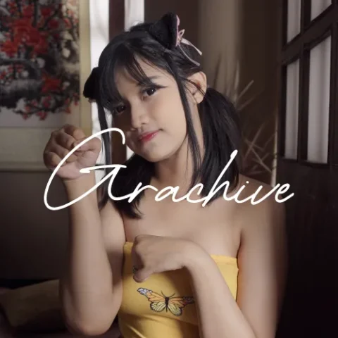 Acay Nabila – Yellow Cute